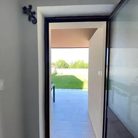 Apartment Mihael Pula Exterior photo